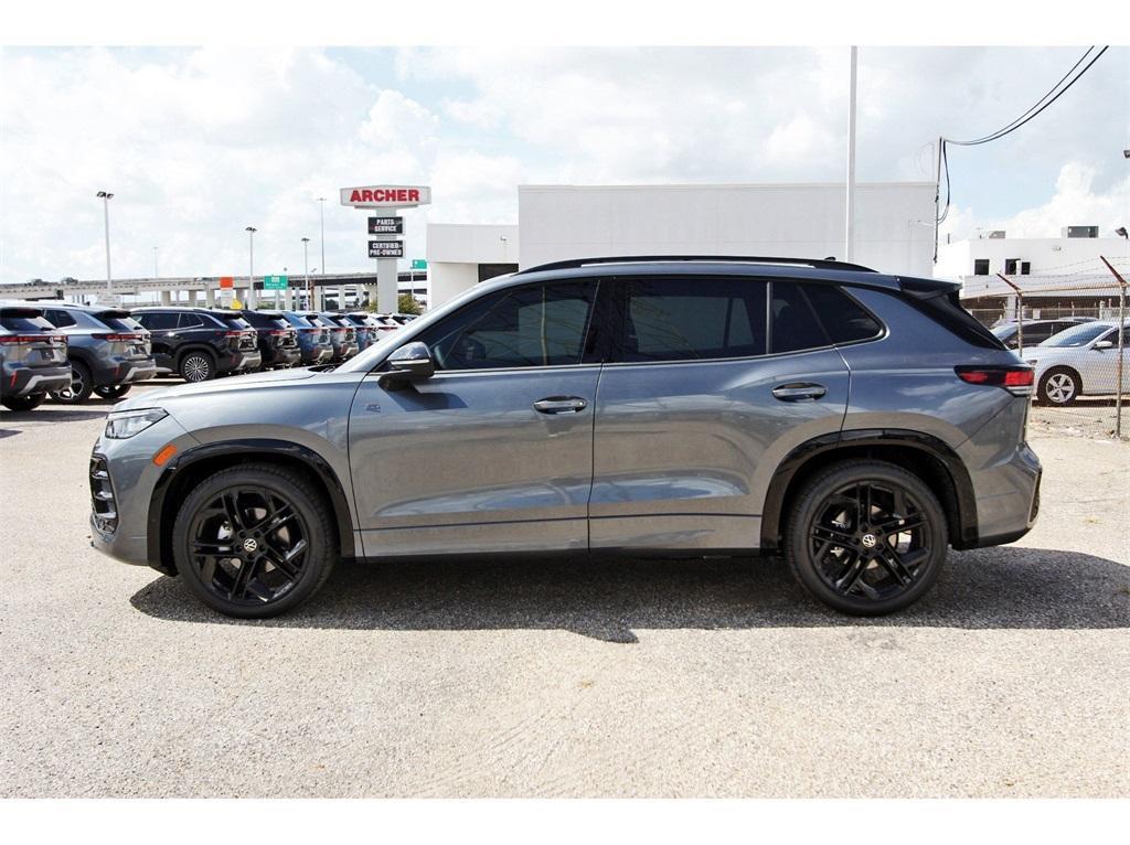 new 2025 Volkswagen Tiguan car, priced at $37,160