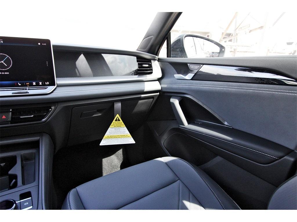 new 2025 Volkswagen Tiguan car, priced at $37,160
