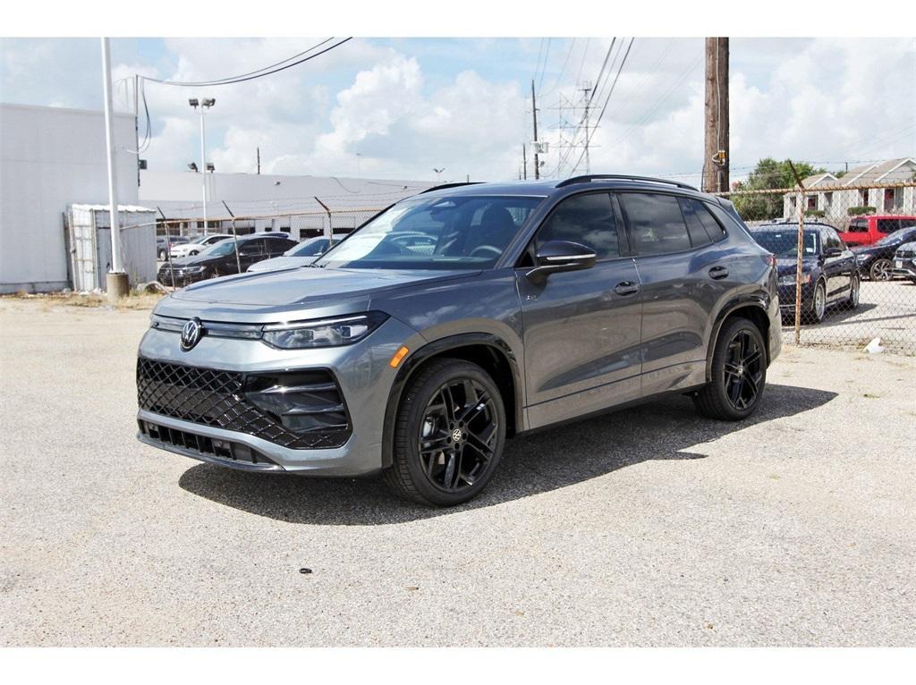 new 2025 Volkswagen Tiguan car, priced at $37,160