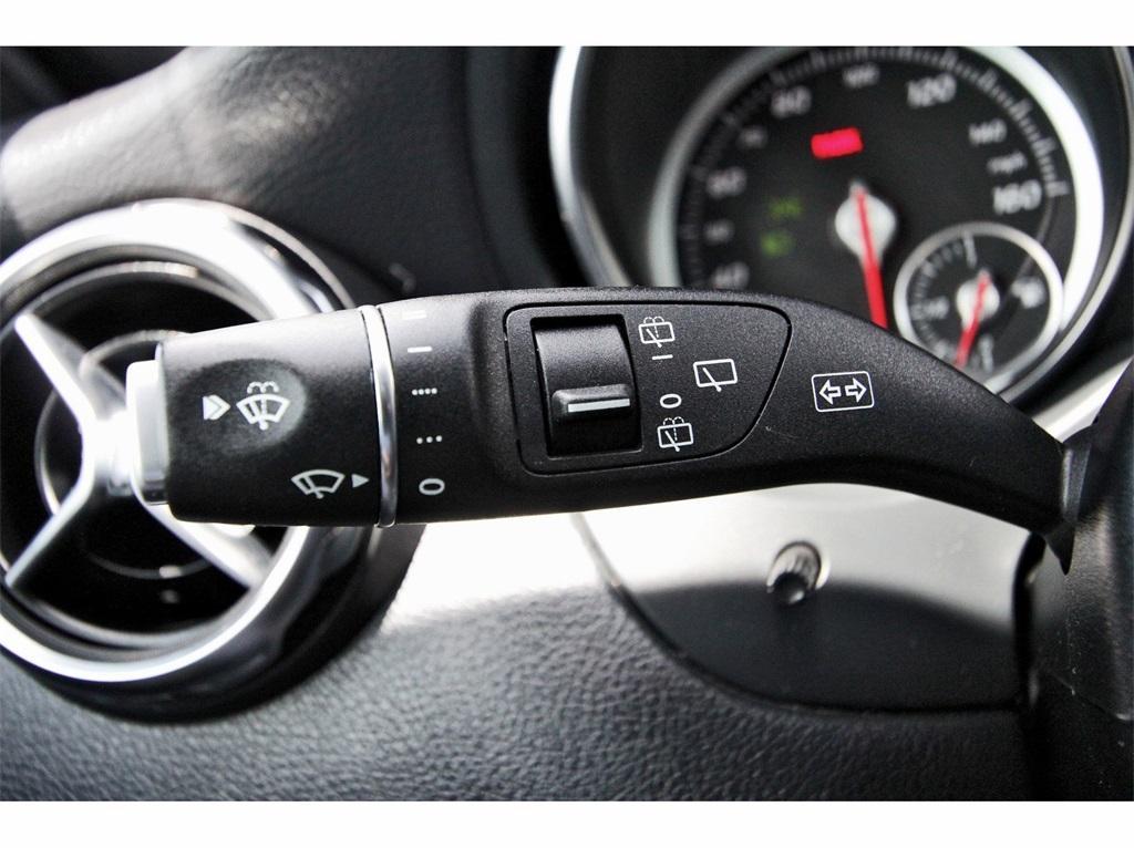 used 2020 Mercedes-Benz GLA 250 car, priced at $23,811
