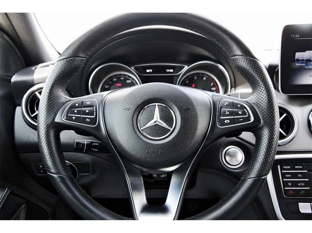 used 2020 Mercedes-Benz GLA 250 car, priced at $23,811