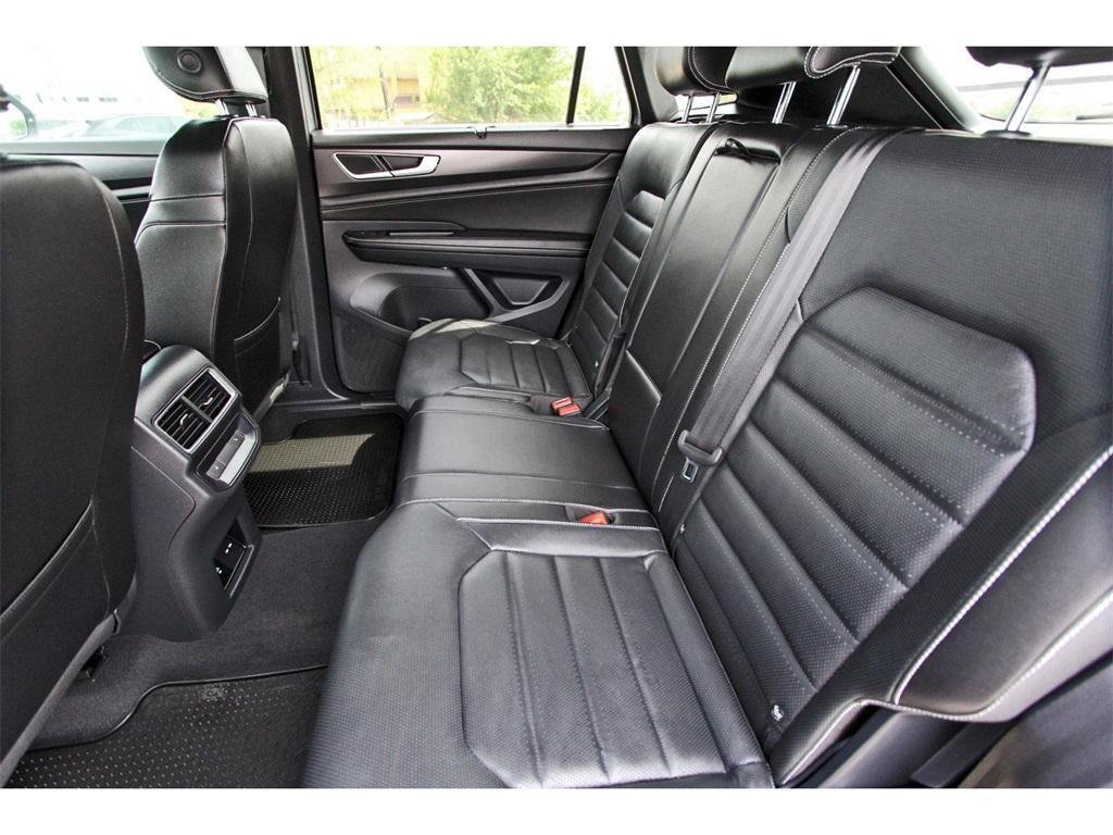 new 2024 Volkswagen Atlas Cross Sport car, priced at $46,451