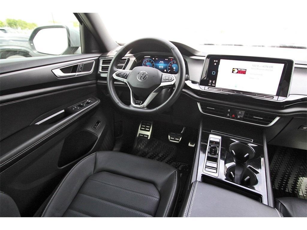 new 2024 Volkswagen Atlas Cross Sport car, priced at $46,451