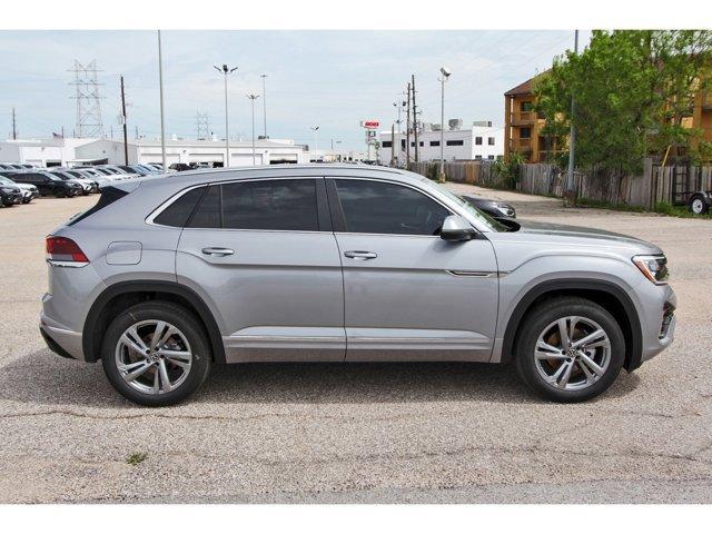 new 2024 Volkswagen Atlas Cross Sport car, priced at $44,451
