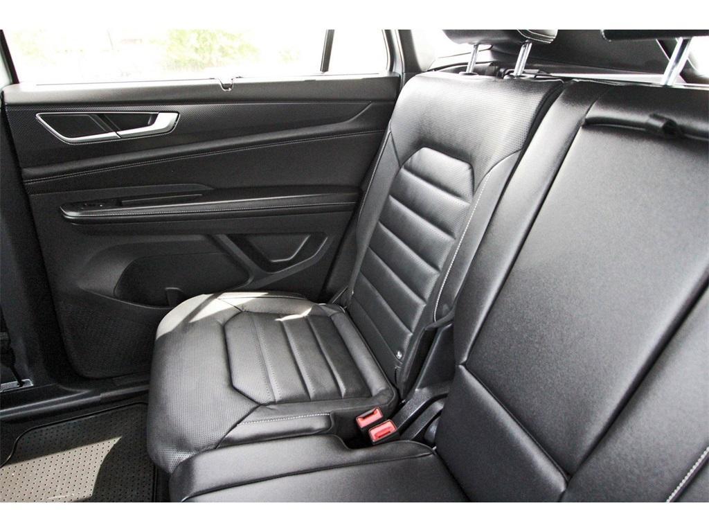 new 2024 Volkswagen Atlas Cross Sport car, priced at $46,451