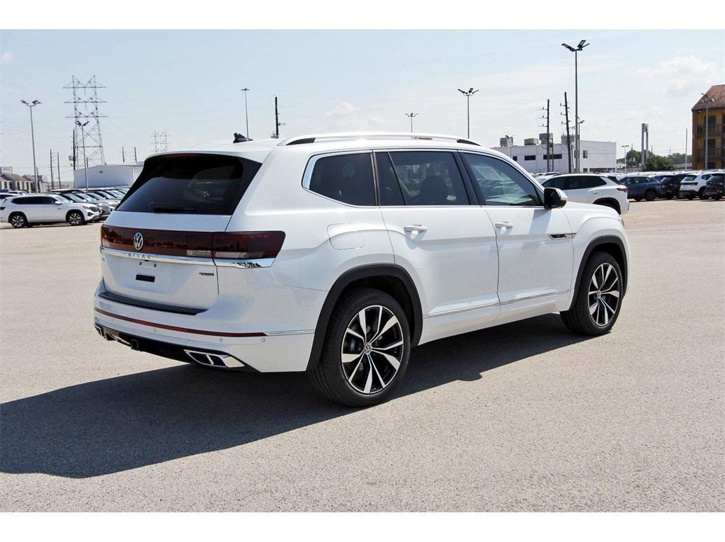 new 2026 Volkswagen Atlas car, priced at $56,216