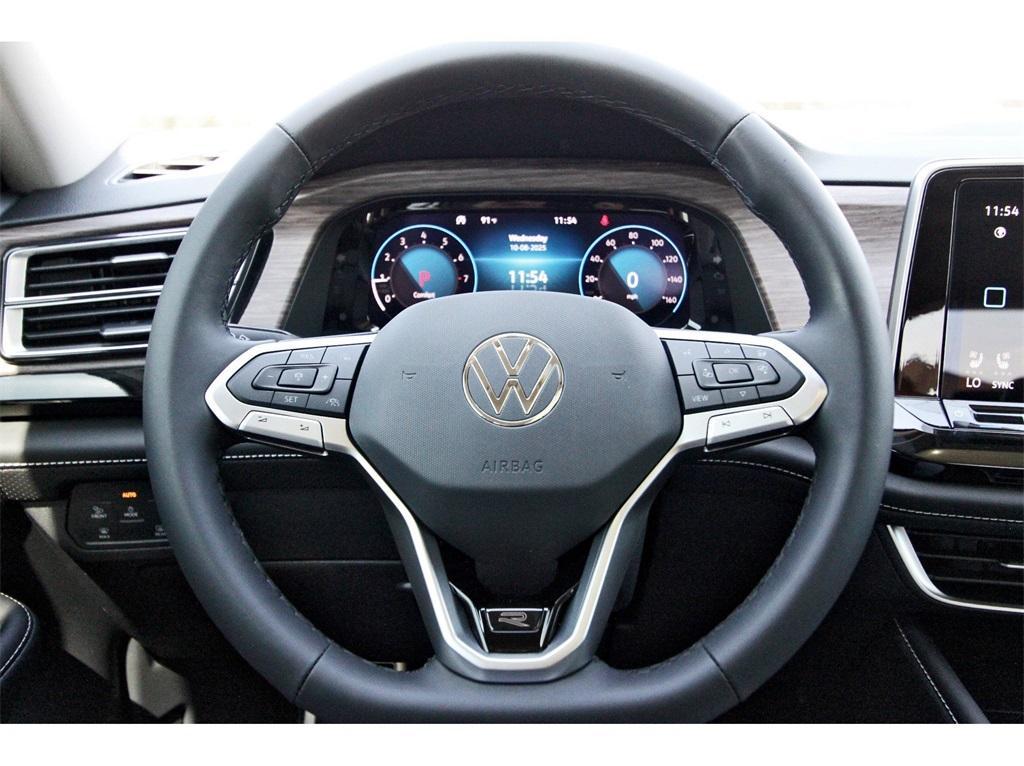 new 2026 Volkswagen Atlas car, priced at $56,216