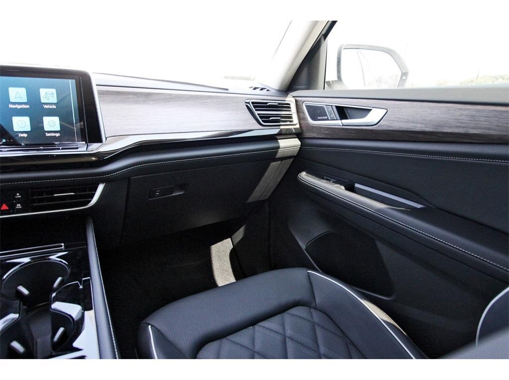 new 2026 Volkswagen Atlas car, priced at $56,216