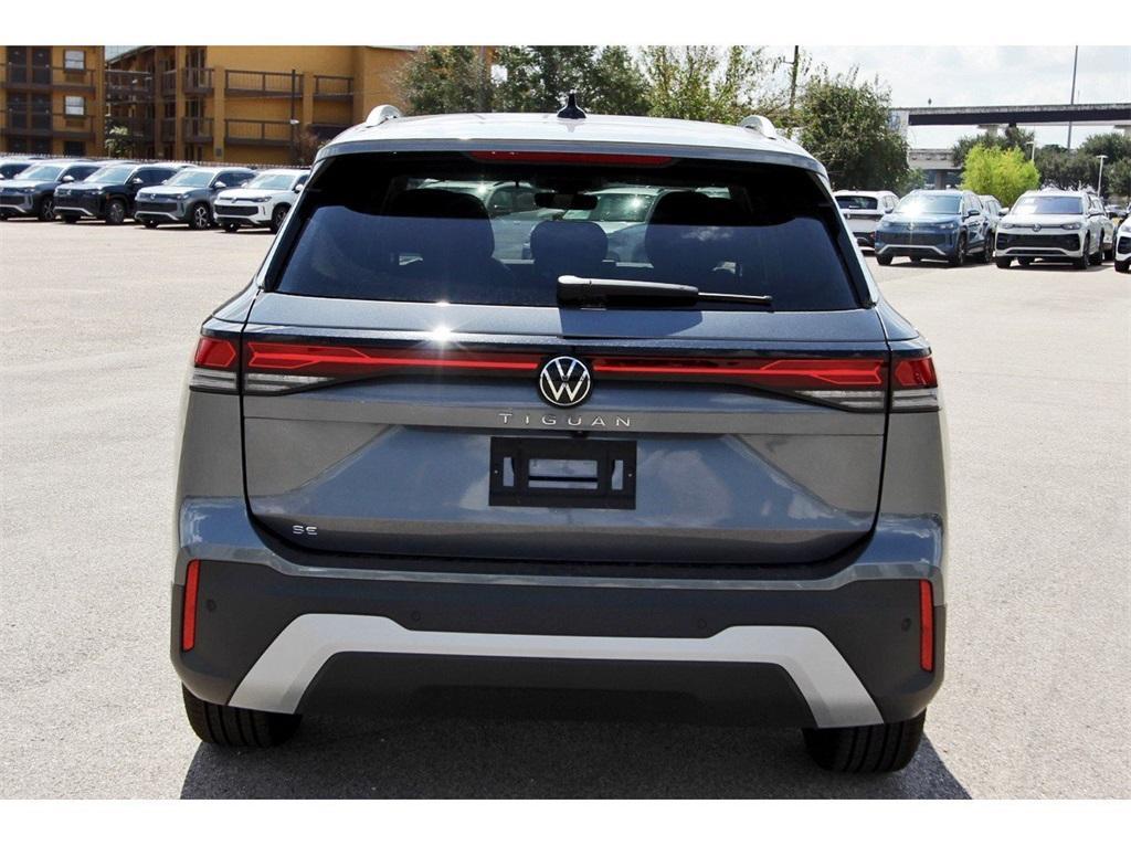 new 2025 Volkswagen Tiguan car, priced at $33,962