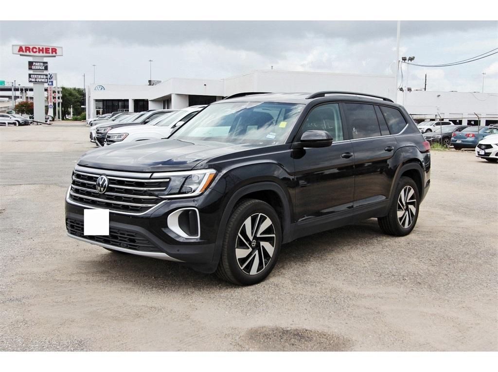 used 2025 Volkswagen Atlas car, priced at $35,431