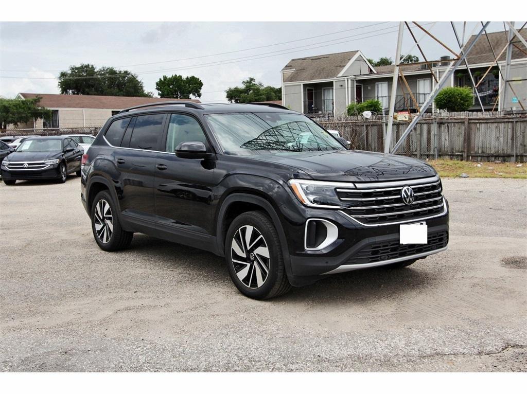 used 2025 Volkswagen Atlas car, priced at $35,431