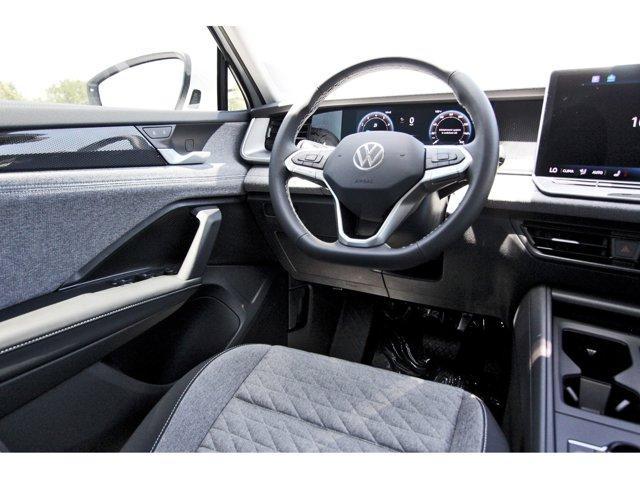 new 2025 Volkswagen Tiguan car, priced at $31,499