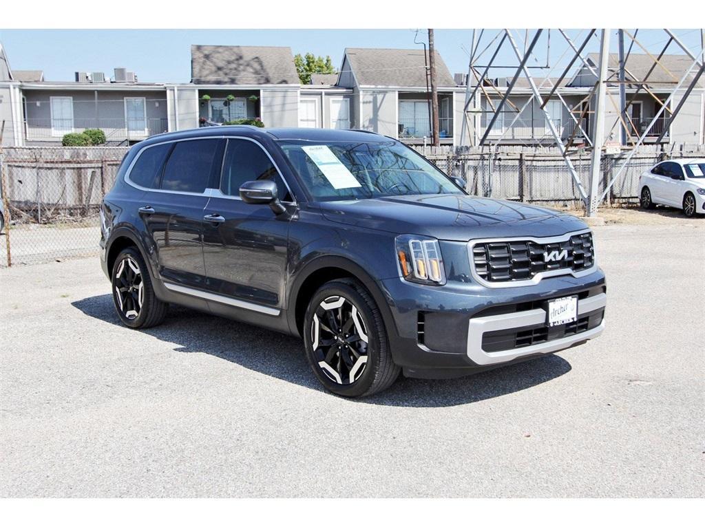 used 2024 Kia Telluride car, priced at $35,798