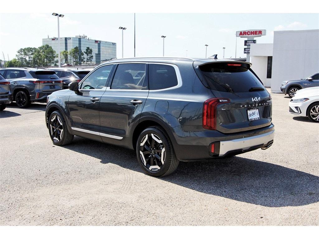 used 2024 Kia Telluride car, priced at $35,798