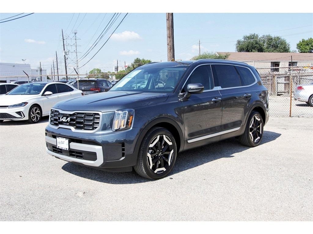 used 2024 Kia Telluride car, priced at $35,798