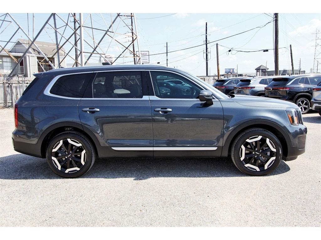 used 2024 Kia Telluride car, priced at $35,798