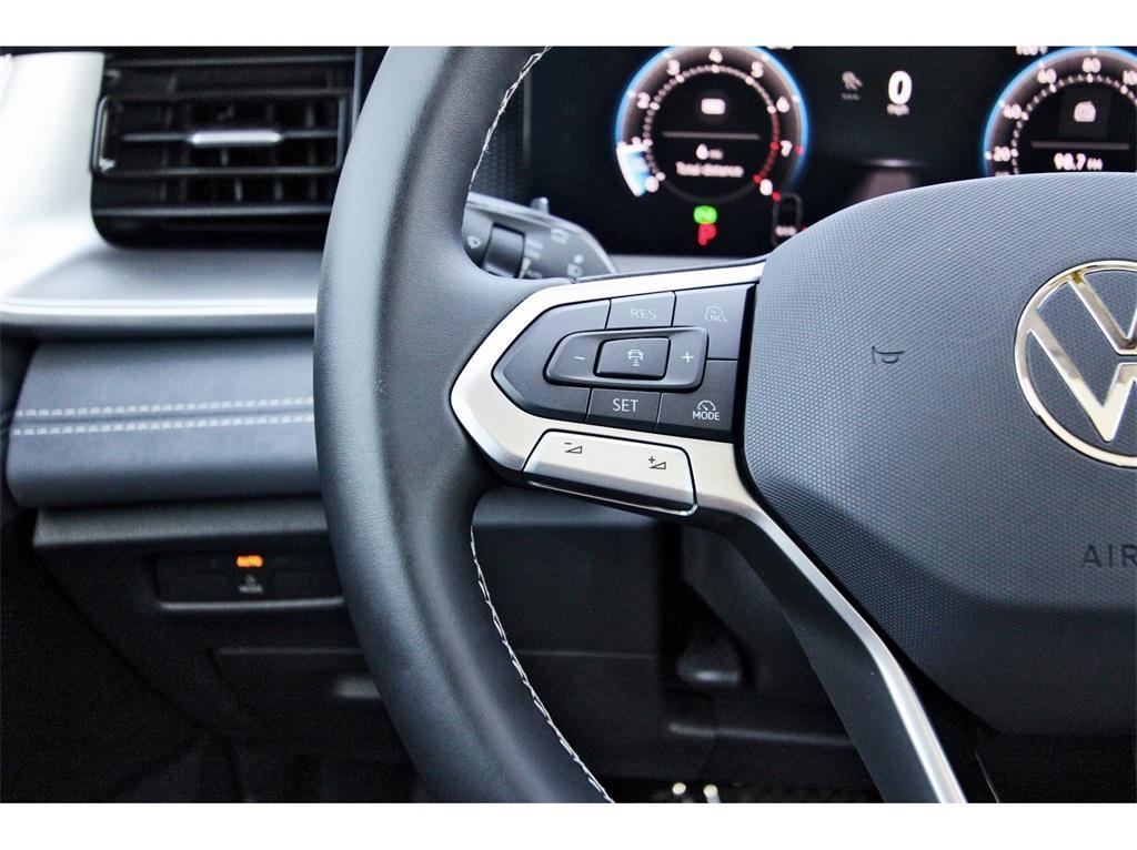 new 2025 Volkswagen Tiguan car, priced at $35,319