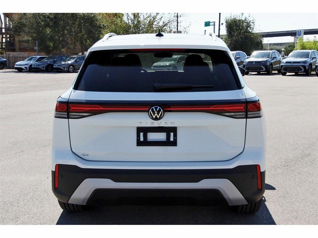 new 2025 Volkswagen Tiguan car, priced at $35,319