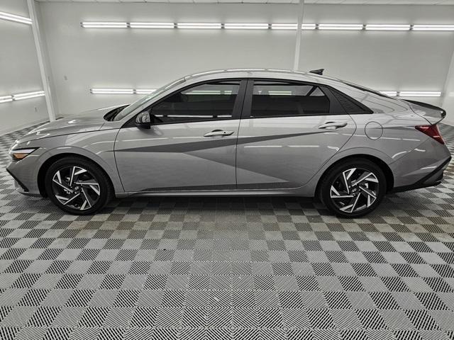 new 2025 Hyundai Elantra car, priced at $27,230