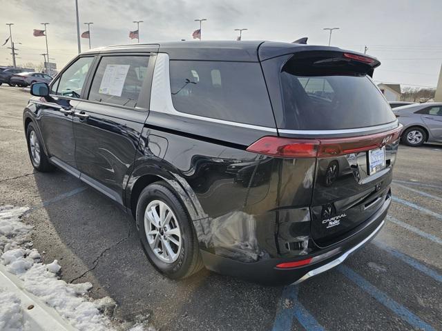 used 2023 Kia Carnival car, priced at $32,729