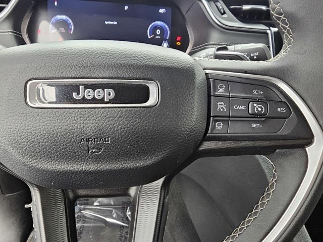 used 2023 Jeep Grand Cherokee car, priced at $25,750