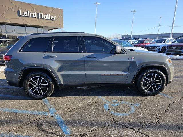 used 2021 Jeep Grand Cherokee car, priced at $28,418