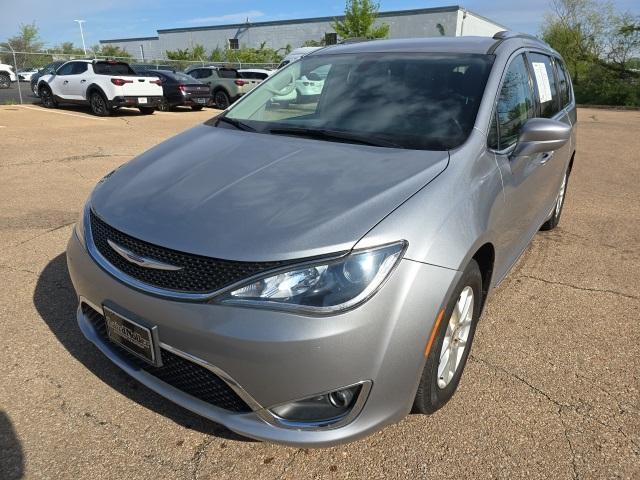 used 2020 Chrysler Pacifica car, priced at $25,989