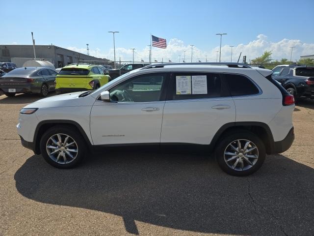used 2018 Jeep Cherokee car, priced at $18,413