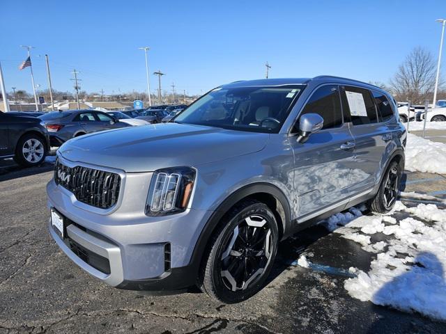 used 2023 Kia Telluride car, priced at $36,657