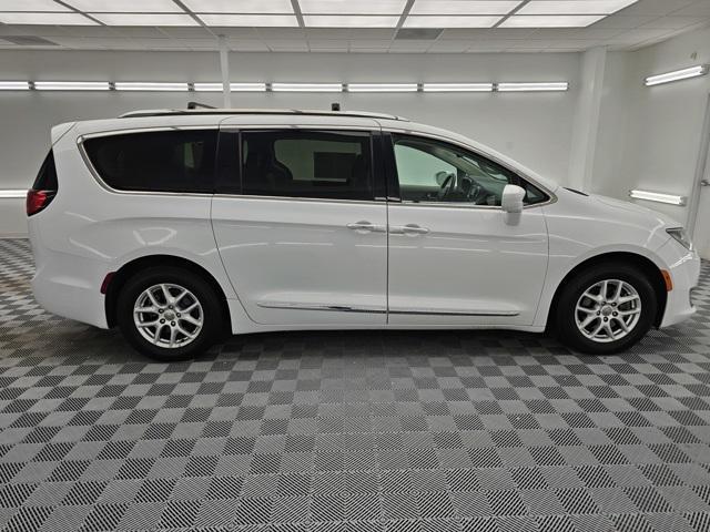 used 2020 Chrysler Pacifica car, priced at $19,995