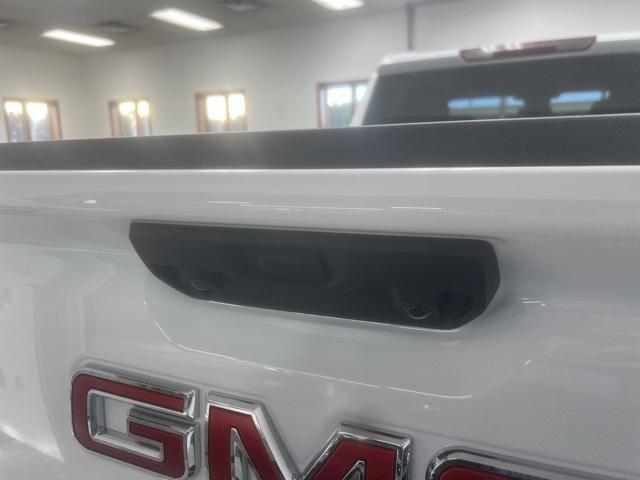 new 2025 GMC Sierra 1500 car, priced at $57,525