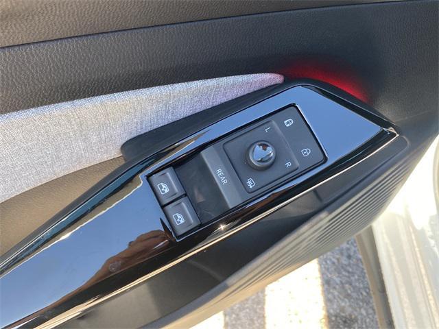 used 2023 Volkswagen ID.4 car, priced at $17,754