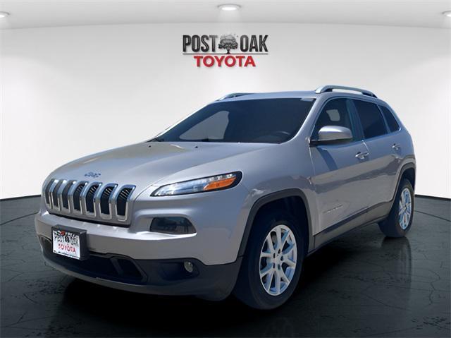 used 2018 Jeep Cherokee car, priced at $10,799