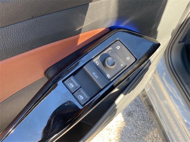 used 2021 Volkswagen ID.4 car, priced at $19,995