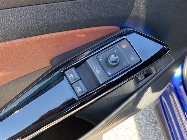 used 2022 Volkswagen ID.4 car, priced at $19,917