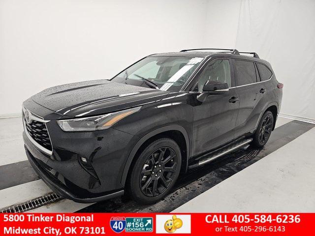 used 2024 Toyota Highlander car, priced at $38,000
