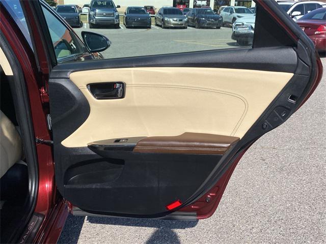 used 2017 Toyota Avalon Hybrid car, priced at $20,000