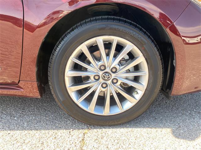 used 2017 Toyota Avalon Hybrid car, priced at $20,000