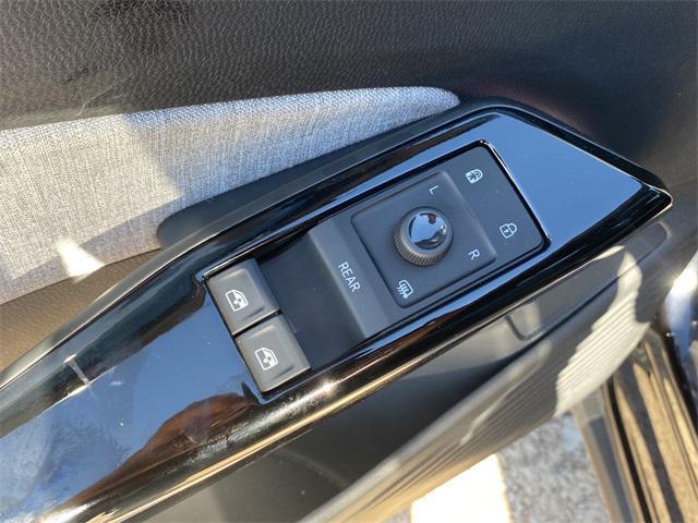 used 2024 Volkswagen ID.4 car, priced at $19,947