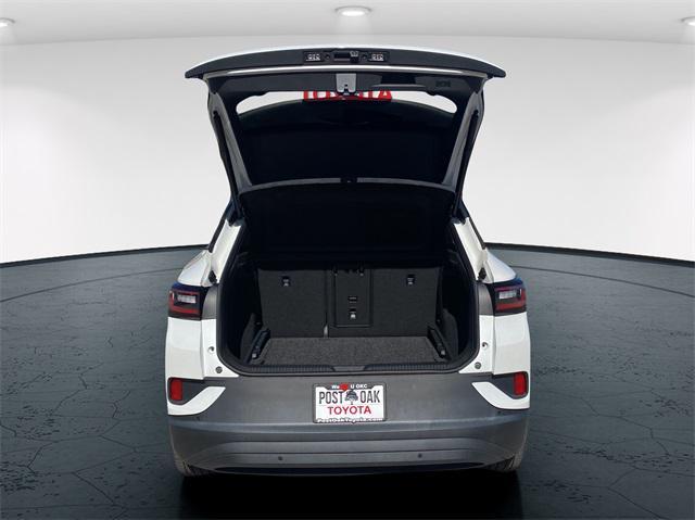 used 2023 Volkswagen ID.4 car, priced at $20,444