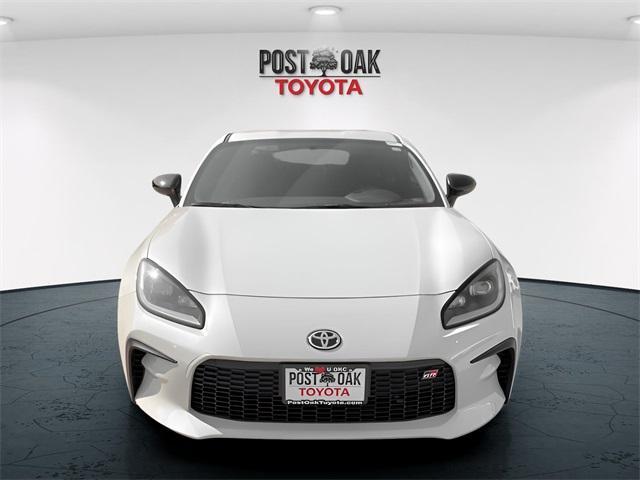 used 2023 Toyota GR86 car, priced at $28,323