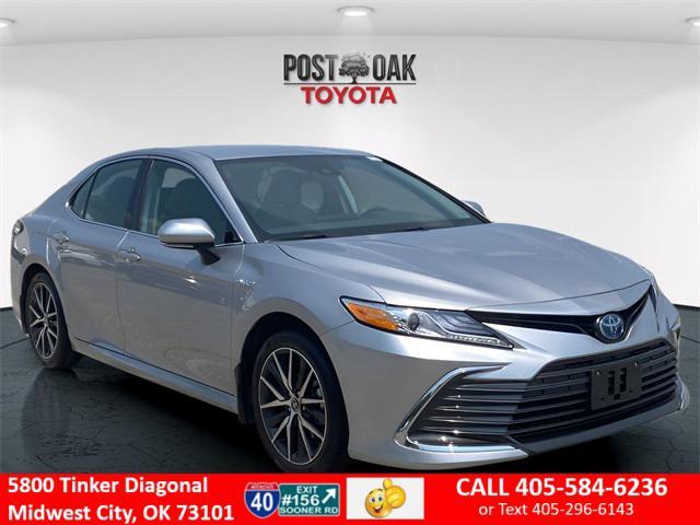 used 2021 Toyota Camry Hybrid car, priced at $29,300