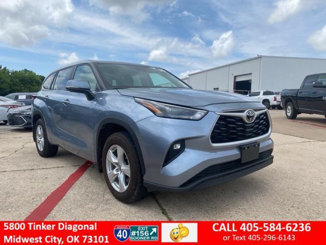 used 2023 Toyota Highlander car, priced at $34,000