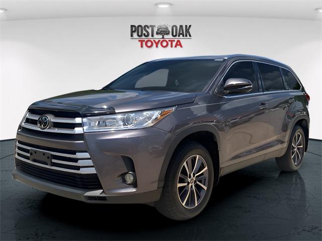used 2019 Toyota Highlander car, priced at $25,500