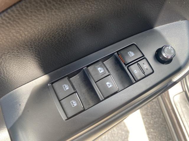 used 2019 Toyota Highlander car, priced at $25,500