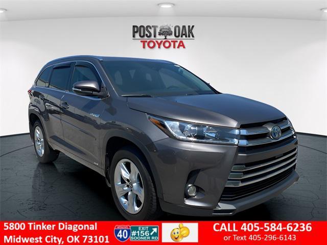 used 2017 Toyota Highlander Hybrid car, priced at $23,500