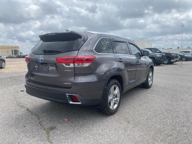 used 2017 Toyota Highlander Hybrid car, priced at $23,993