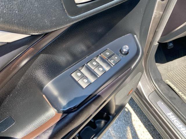 used 2017 Toyota Highlander Hybrid car, priced at $23,750
