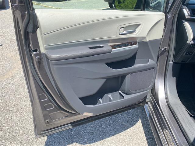 used 2021 Toyota Sienna car, priced at $32,999