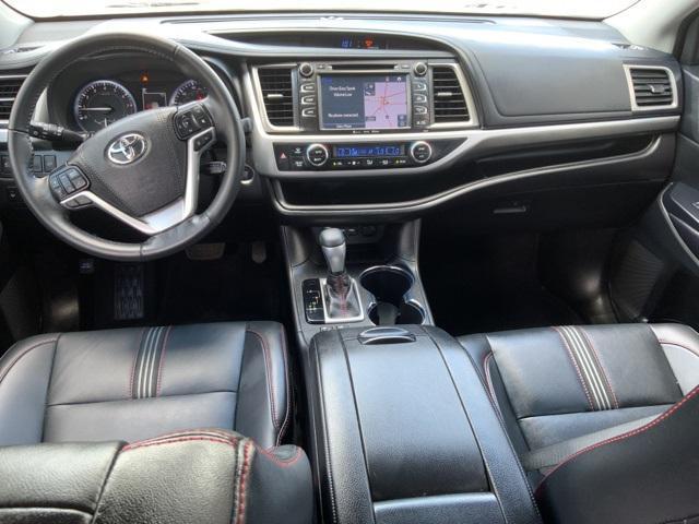 used 2019 Toyota Highlander car, priced at $25,500